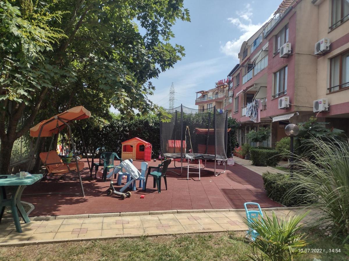 Апартамент На Къмпинг Градина Chernomorets Bagian luar foto